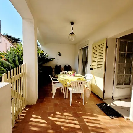 Rdc De De 35 M2 - 400 M Tatil Evi Six-Fours-les-Plages