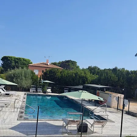 Rdc De De 35 M2 - 400 M Six-Fours-les-Plages